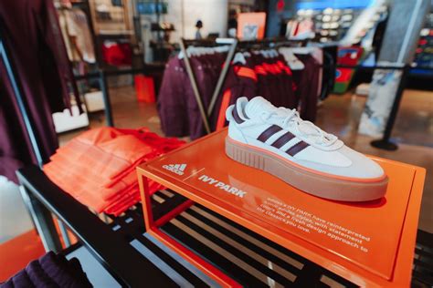 adidas herren los angeles|adidas melrose store.